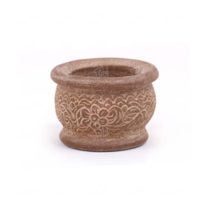 کاسه‎ ‎سنگی‎ ‎‎پایه دار‎ ‎‎‎نقش برجسته‎ ‎‎‎سایز‎ ‎10‎ cm‎ ‎ ‎‎رنگ‎ ‎قهوه ای‎ ‎ ‎‎طرح‎ ‎گلستان‎ ‎ ‎‎‎‎