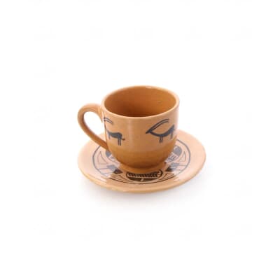 فنجان و نعلبکی‎ ‎سفالی‎ ‎‎‎‎نقاشی زیر لعابی‎ ‎‎قهوه ای روشن‎ ‎‎طرح‎ ‎حیوانی‎ ‎ ‎‎‎‎