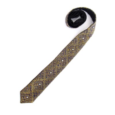 کراوات‎ ‎‎سوزن دوزی بلوچ‎ ‎‎سایز‎ ‎155‎ cm‎ ‎ ‎‎سورمه ای‎ ‎‎طرح‎ ‎هندسی‎ ‎ ‎‎‎‎