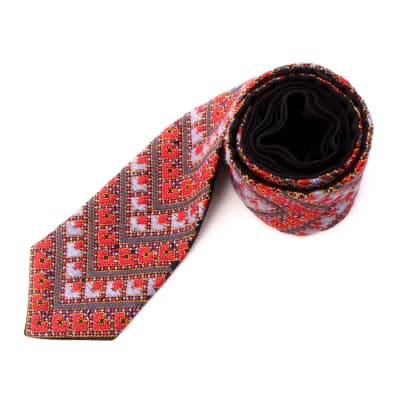 کراوات‎ ‎‎سوزن دوزی بلوچ‎ ‎‎سایز‎ ‎155‎ cm‎ ‎ ‎‎قرمز‎ ‎‎طرح‎ ‎هفتی‎ ‎ ‎‎‎‎
