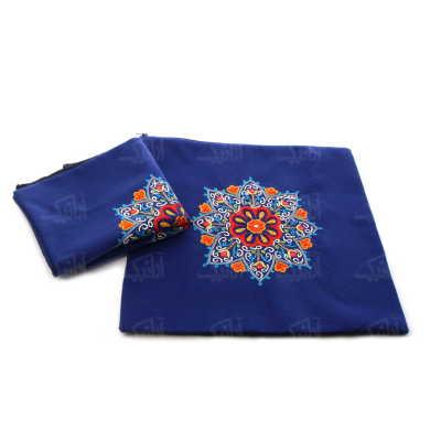 کوسن‎ ‎‎رشتی دوزی‎ ‎‎سایز‎ ‎35‎ cm‎ ‎ ‎‎آبی تیره‎ ‎‎طرح‎ ‎سنتی‎ ‎ ‎‎‎‎